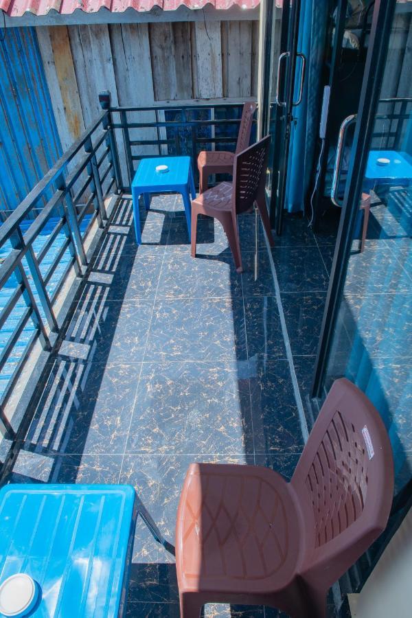Vagabonds Hostel Kaoh Touch Bagian luar foto