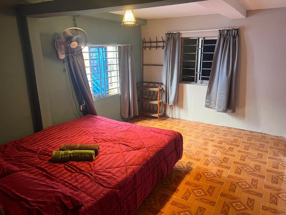 Vagabonds Hostel Kaoh Touch Bagian luar foto