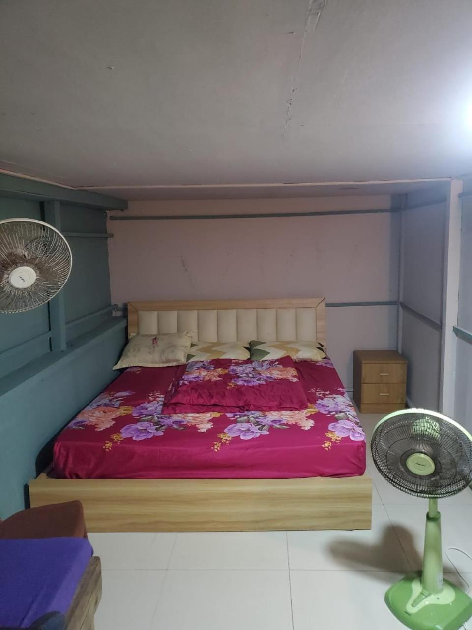 Vagabonds Hostel Kaoh Touch Bagian luar foto